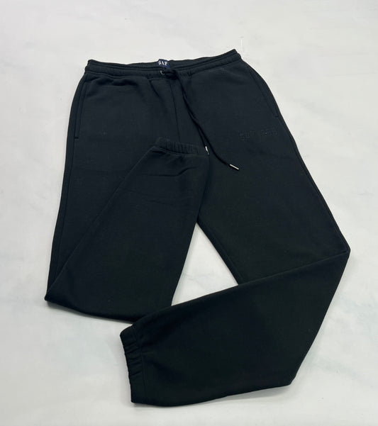 GAP: Jog.  noir ( logo brodé prêt de la poche droite )neuf !