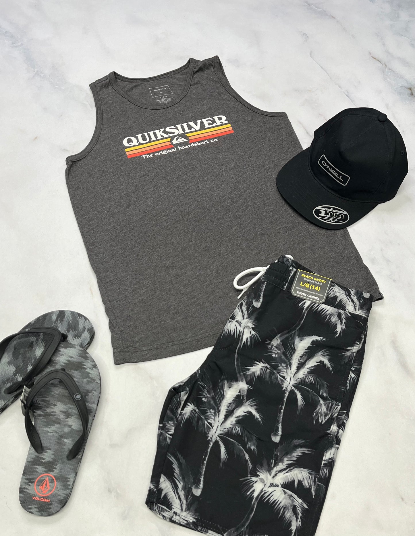 ☀️ Camisole : Quiksilver ultra soft charcoal fait 14 ans garçon comme neuve !