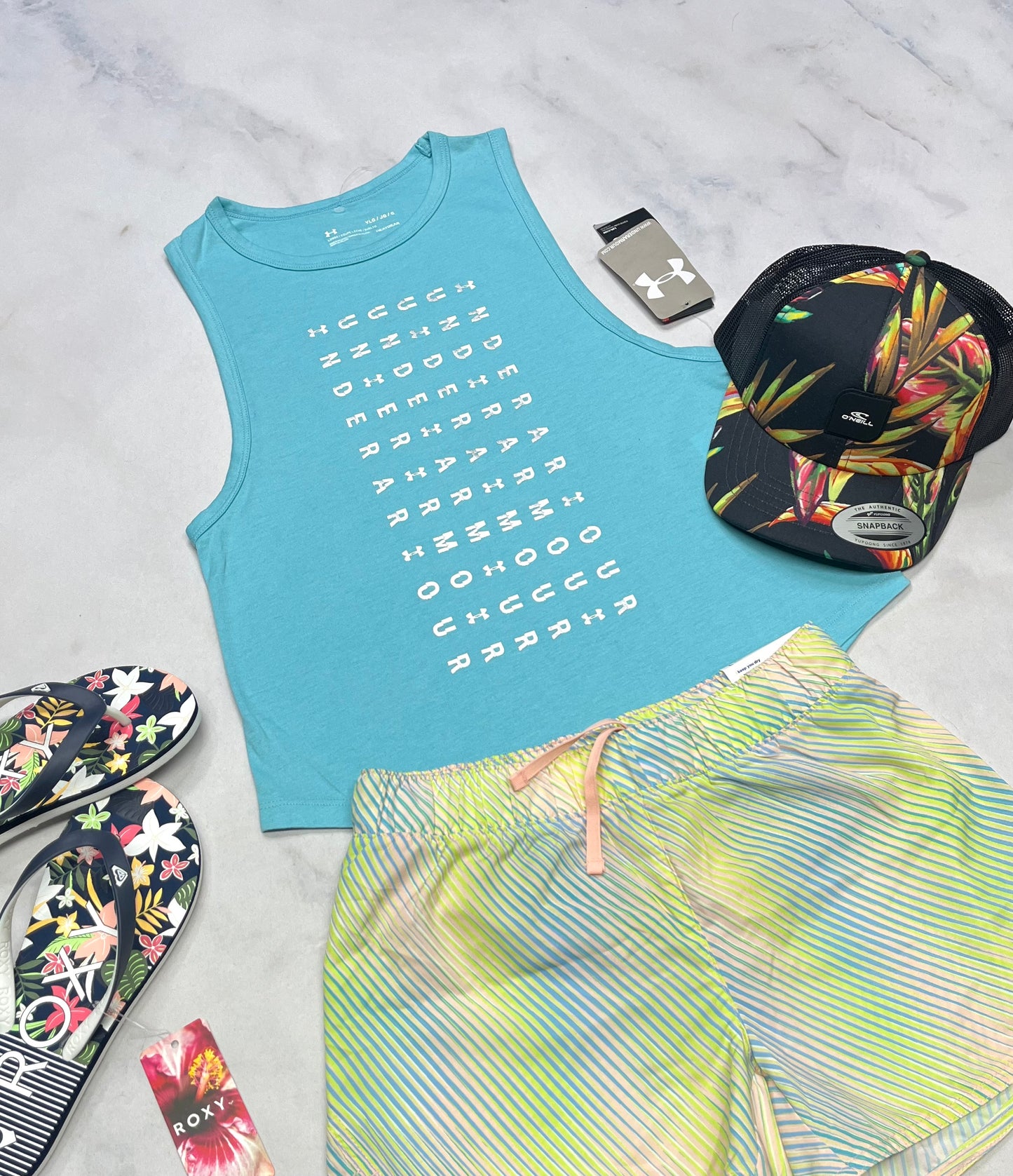 ☀️ Camisole : H.Armour 10-12 ans fille look échancré bas sous les bras ( laisse entrevoir le top ou haut de maillot ). Neuve !