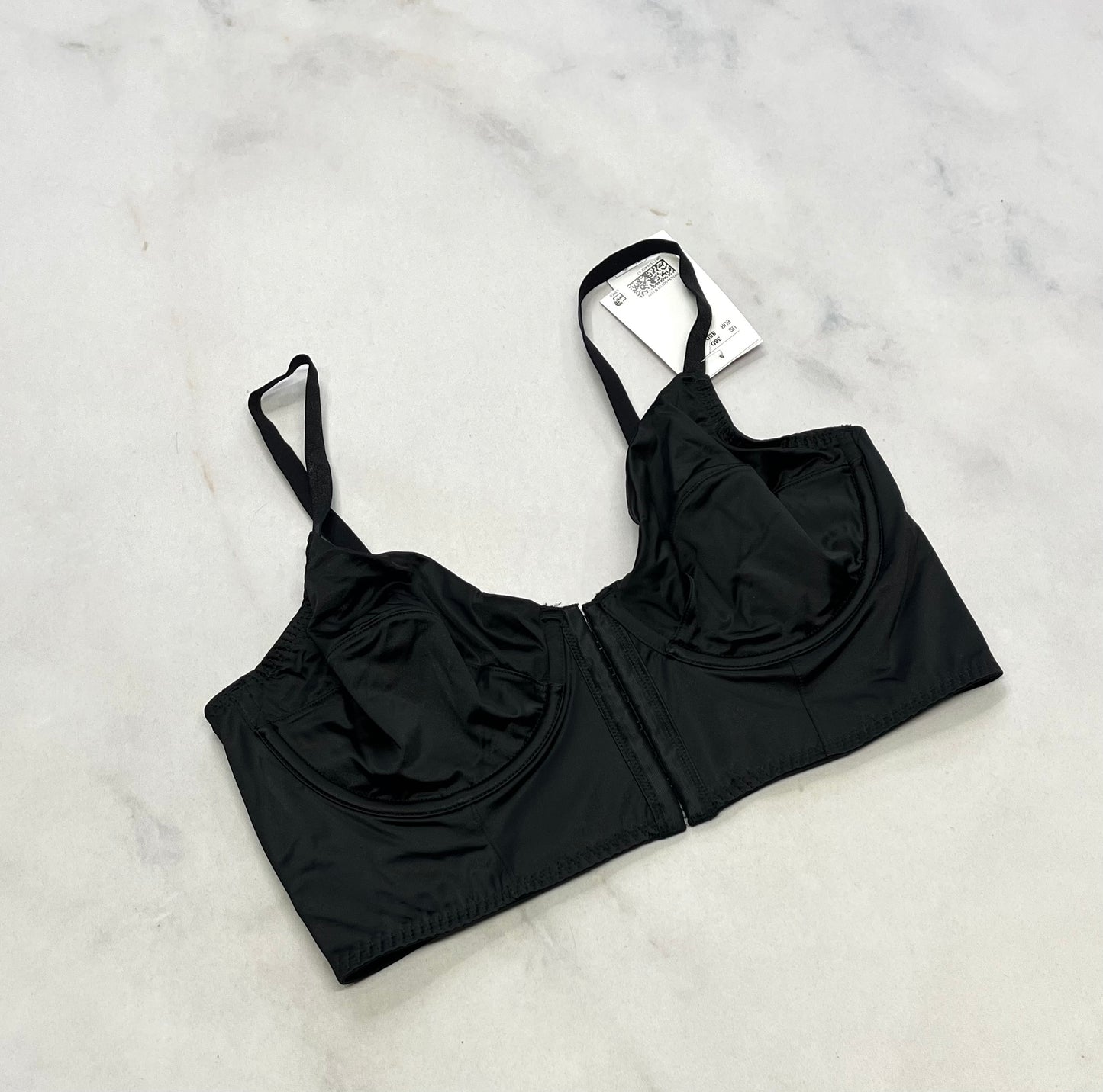 Bra : Souple s’attache à l’avant ( contour stretch ) neuve . 38 D ( fait 36 D) neuve .