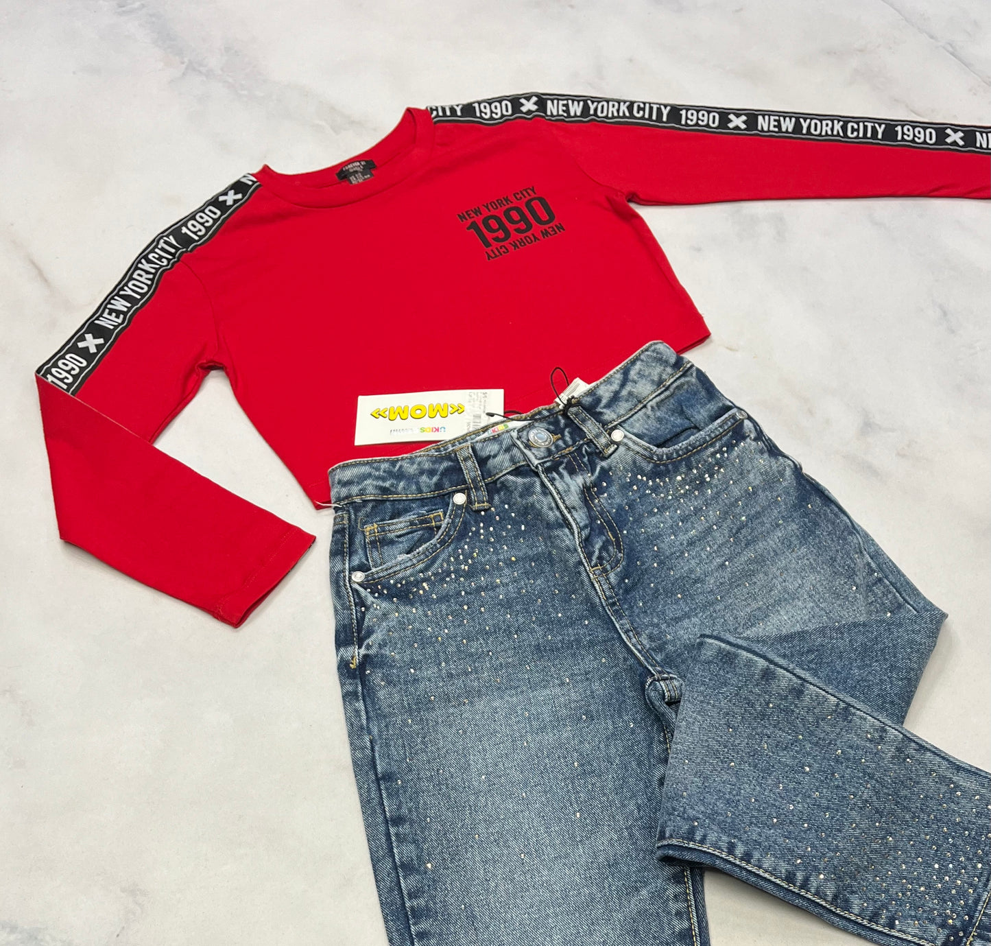 Duo 5-6 ans : Manche longue Forever21 ..5-6 ans mi hanche comme neuf + MOM Jeans avec brillant 5-6 ajustable neuve .