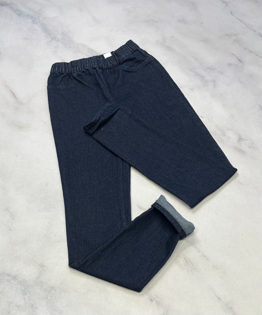 Skinny jeans : taille élastique s’enfile comme un leg. 12-14 ans long comme neuf!