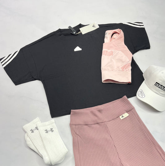 💕 Adidas : Manche courte mi hanche coupe relax tendance neuf ! Small femme neuf !
