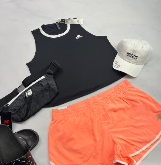 ☀️ Camisole Adidas : look écourté s’ajuste au bas du dos . L/ femme neuve .