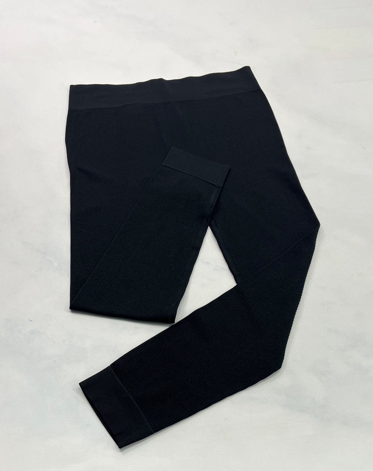 Legging texturé : tissu qui ne décolore pas . L/ femme .