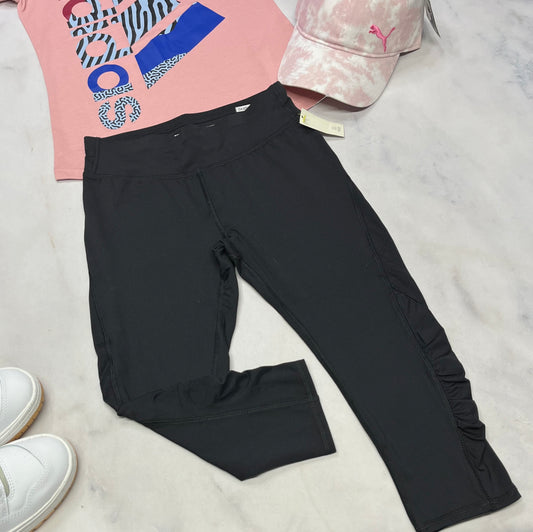 🌸 Capri legging sport  : noir ! Doux stretch confo . Beau détails au bas . 10-12 ans fit neuf ! Fille !