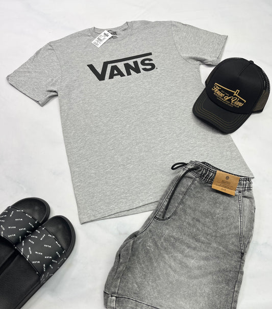 ☀️ T-Shirt : VANS gris fait : XS homme ou 14-16 ans garçon ) et fait Small homme ou(16-18 ado) neuf !
