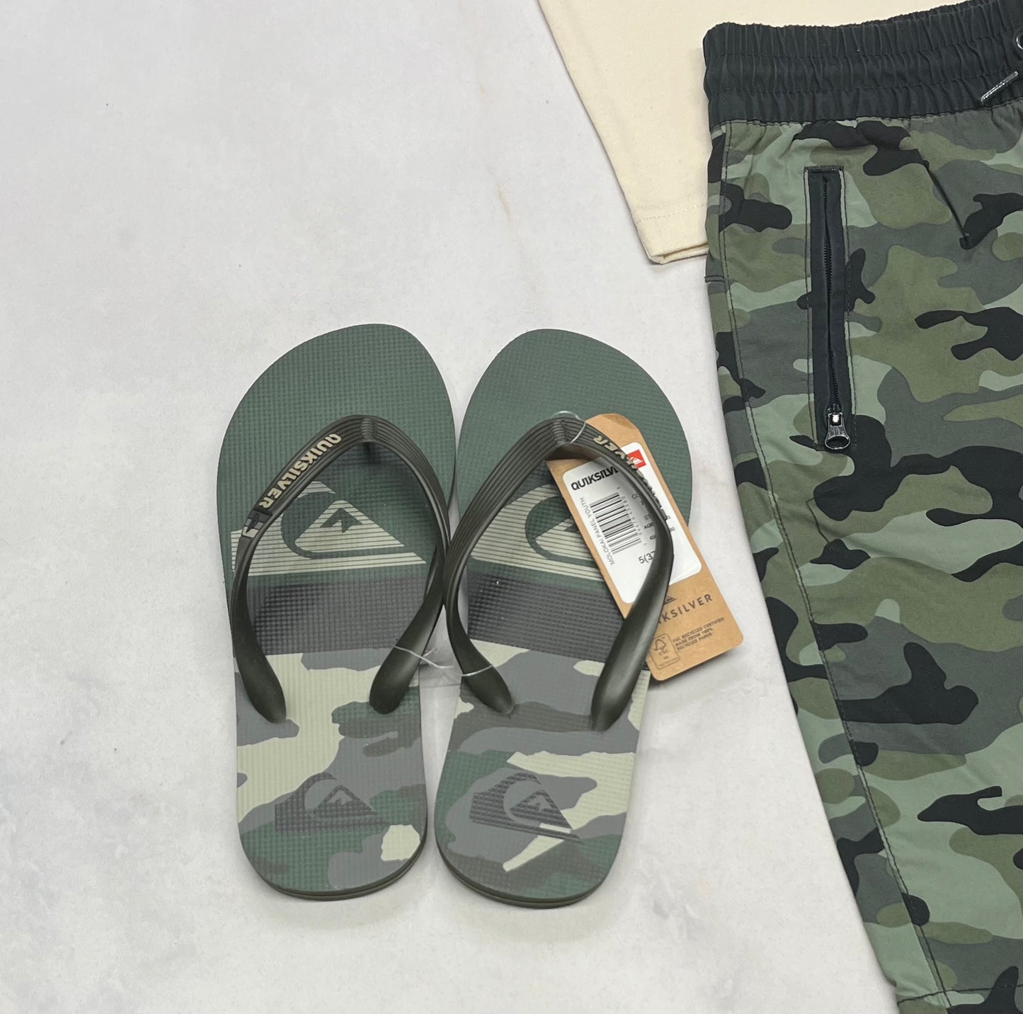 🌴 Flip Flop : Quiksilver de qualité Gr :5 et 6 junior garçon neuve.