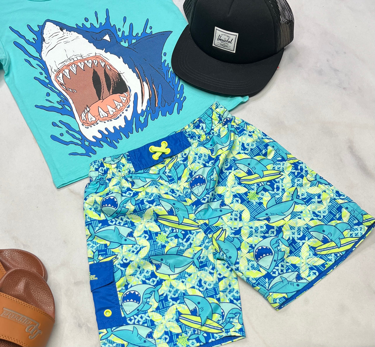 💦 Maillot : UV Skinz 4 ans garçon état neuf !!