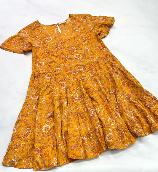..Robe : Small look over size