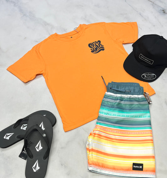 🌴 T-Shirt : Surface 8(7-8) ans garçon neuf !