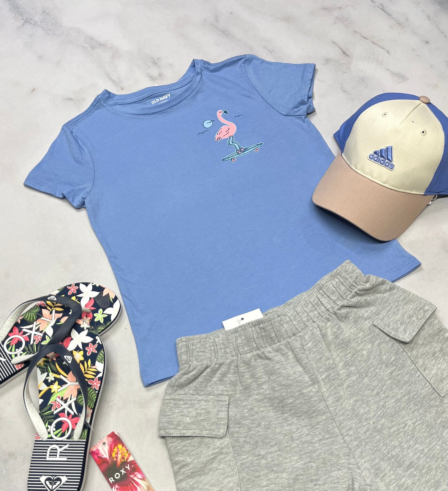🌸 Manche courte : Flamant/ skate + 9-10 ans fille neuf !