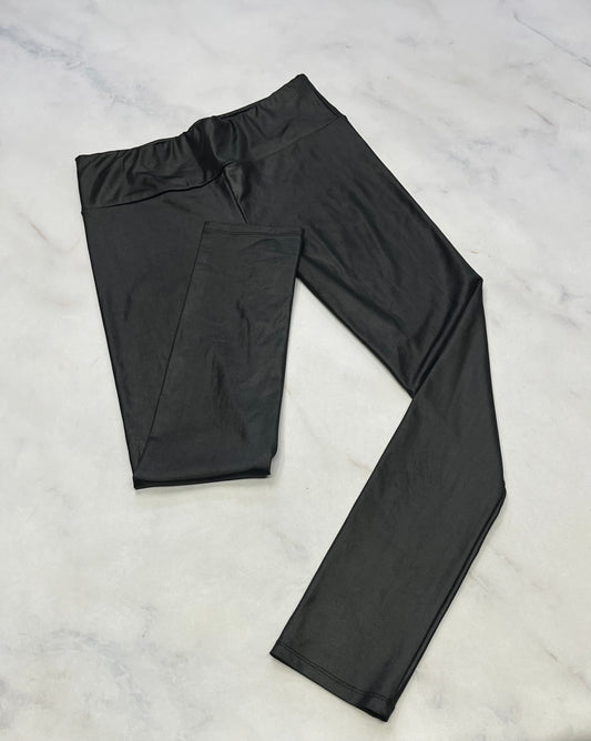 ..Skinny legging : effet lustré qui ne décolore pas / stretch . Fait Small femme comme neuf.