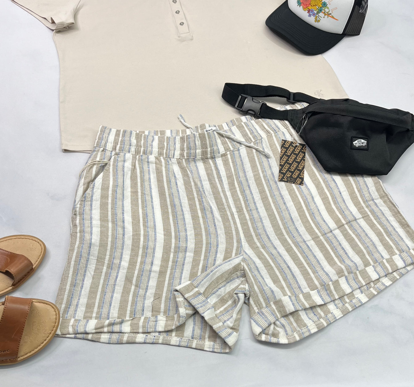 🌿 Short : look lin Frank et OAK fait XL et fait XXL femme  souple confo . Neuve ! Élastique et cordon d’ajustement à la taille .