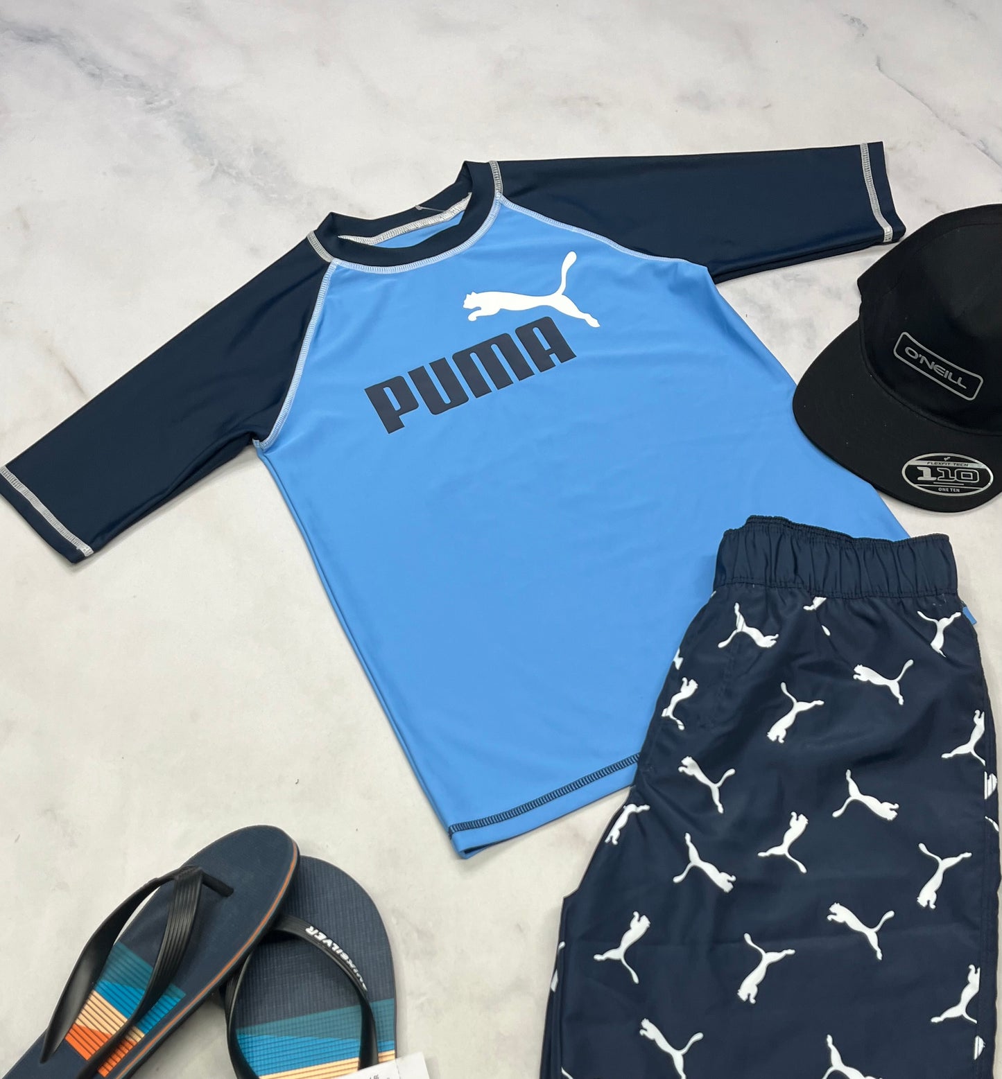 💦 Ensemble : Duo maillot Puma neuf ! Manche courte maillot 10-12 ans + Maillot bermuda puma 10-12 ans garçon.