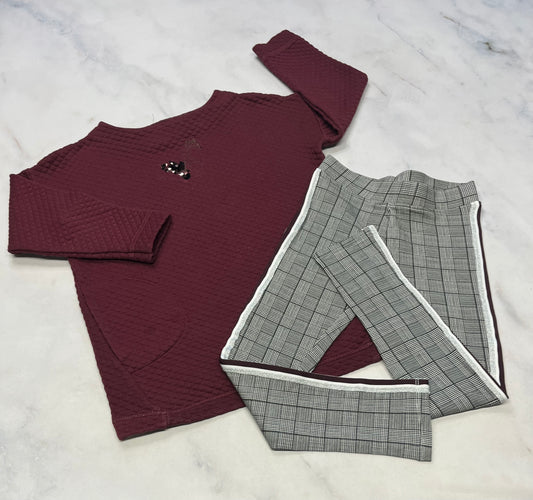 Duo : Tunique Zara bourgogne ( logo cygne or ) 7-8 ans super ! + Skinny leg chaud doublé fait 7-8 ans neuf.