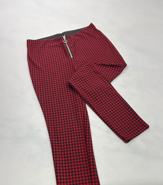 Skinny : My style s’enfile comme un leg. Taille élastique super état . Doux confo . L(11-12 ans ) femme .