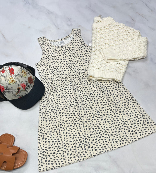 🌿 Robe : en coton souple 4 ans neuve.