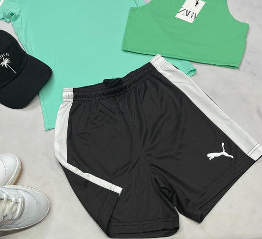 🌿 Short Puma : en tissu de sport qui ne décolore pas 14 ans neuve !