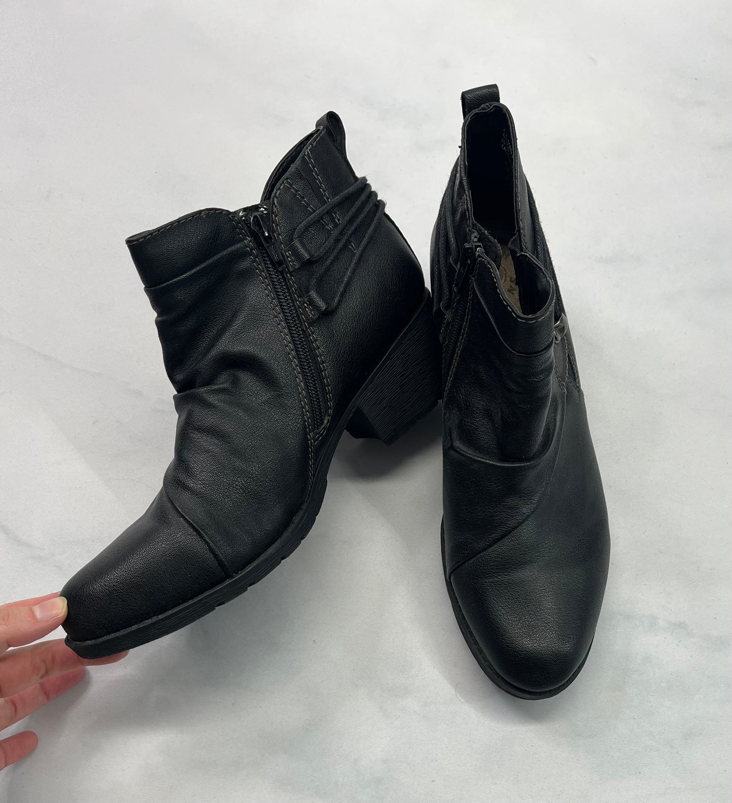 Bottillon : Earth Origins souple zip sur les côtés . 10/ femme comme neuve .