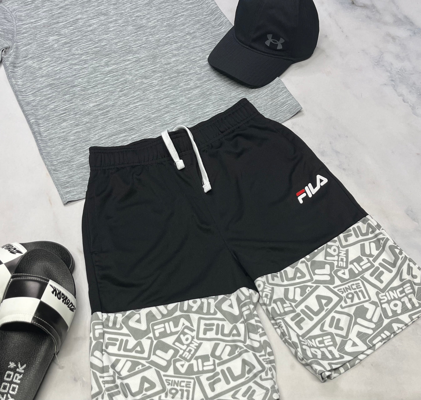 ☀️ Bermuda : Fila en tissu de sport 14-16 ans garçon neuf !!
