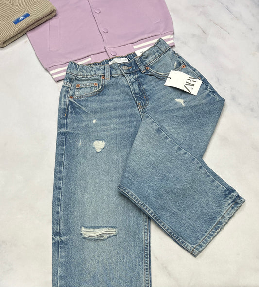 💕ZARA: Mom jeans neuve . 10 ans fille : Jambe large tendance avec taille ajustable .