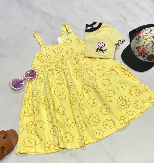 ☀️Duo Robe : jaune Tag 5 ans neuve + manche  courte look moulant/ stretch écourté.  Urban fait :5 ans fille . (Peu se porter en dessous ) .