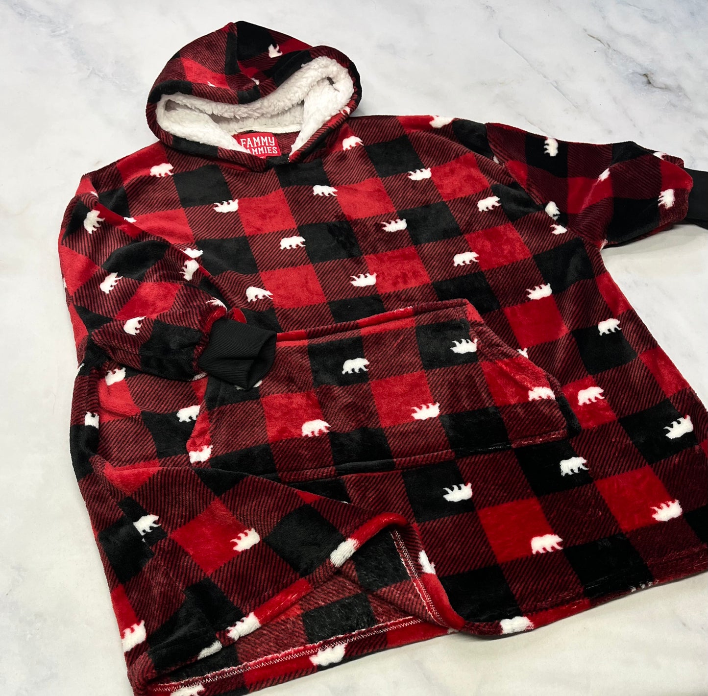 Pyjama : neuf en polar gr :  6-8 ans OVER SIZE neuf ! Hyper doux et chaud .