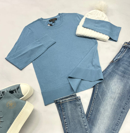 ❄️ Tricot fin : Banana Republic ( logo brodé au bas ) . Fait Small femme stretch neuf !