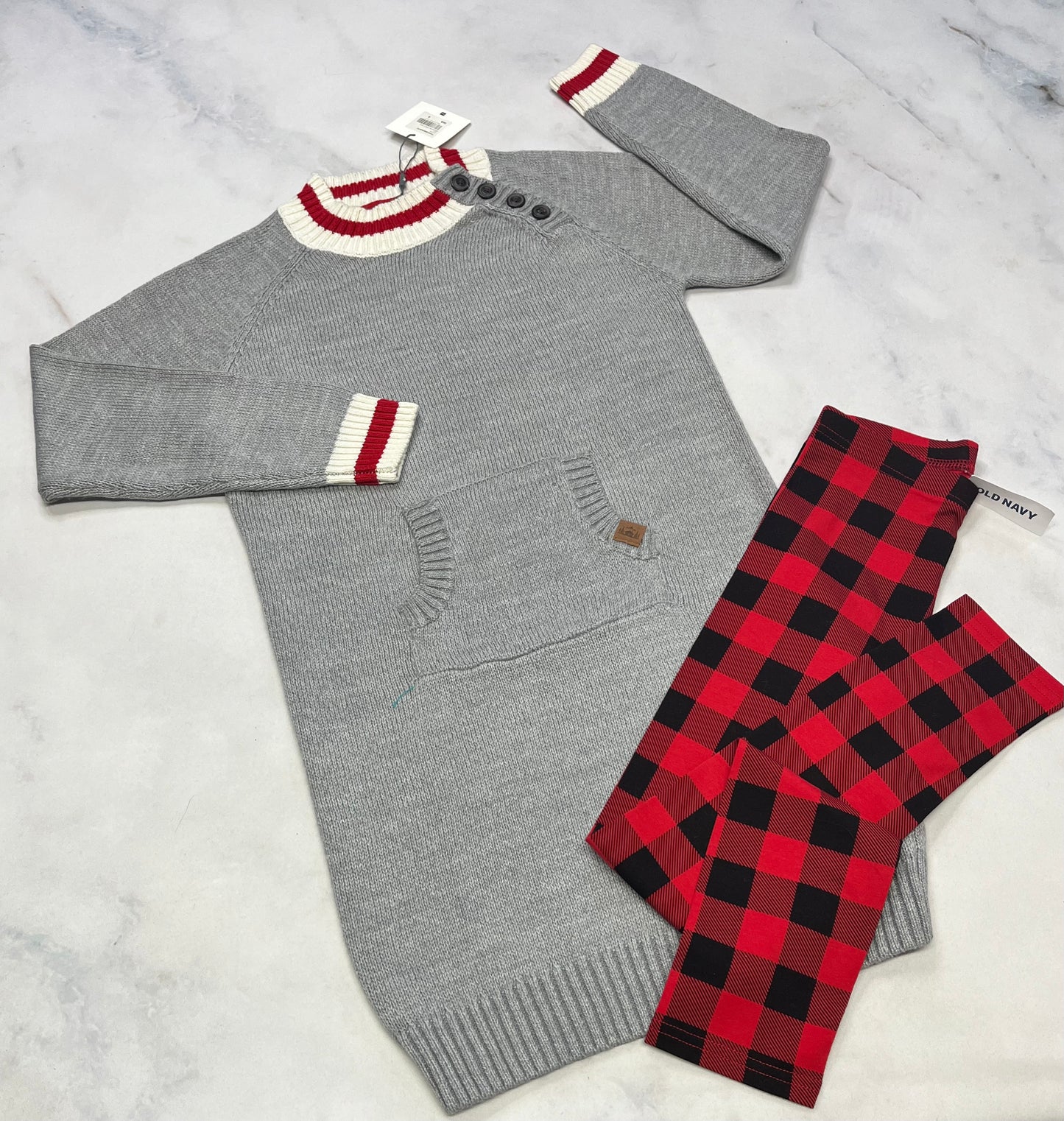 Duo neuf ! Robe en tricot incroyable 8 ans + Leg. 8 ans neuf!