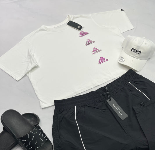 💕 T-Shirt : Adidas 2XL femme mi hanche neuf !!