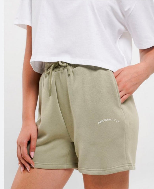 🌿 Short Pink Soda : en ouaté douce à l’intérieur . Couleur verdâtre tendance fait 2XL femme neuve ! Qualité ++ en vrai !