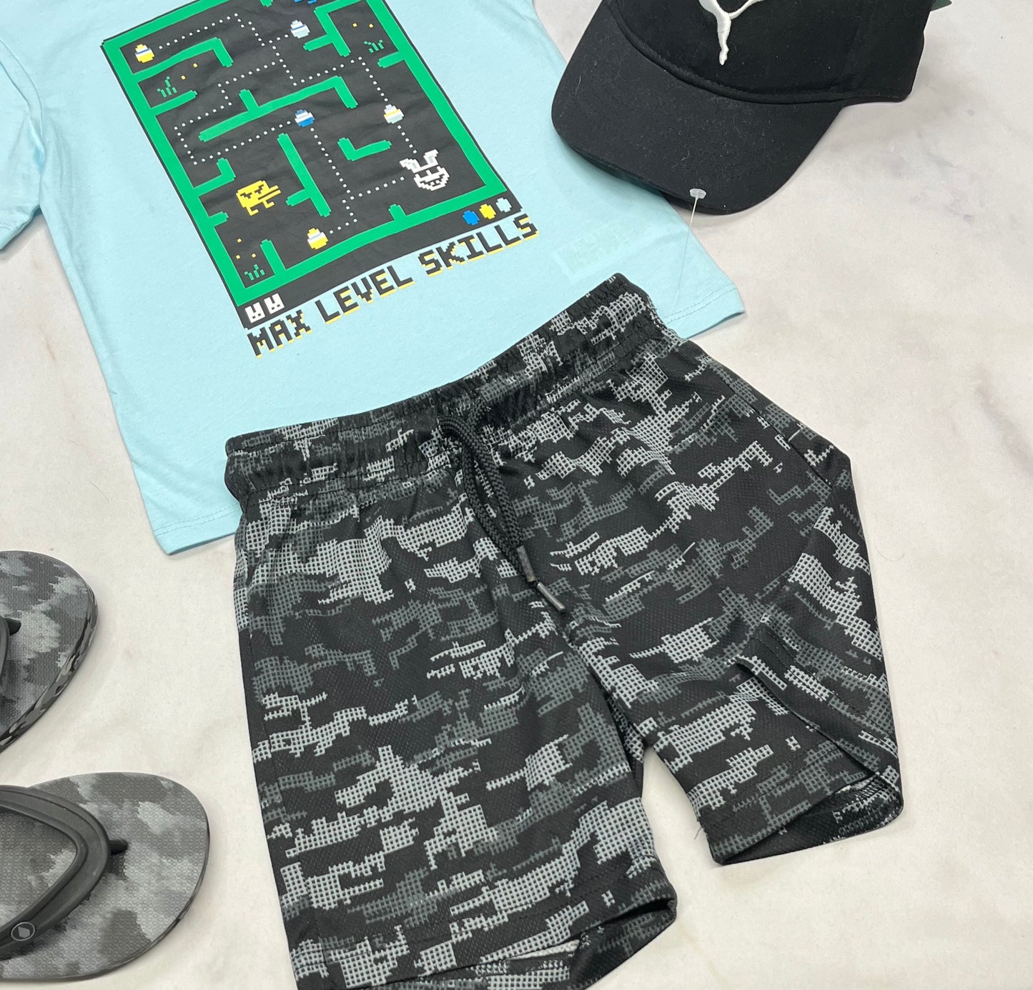 🩵 Short : en tissu de sport Placé 4 ans comme neuve.