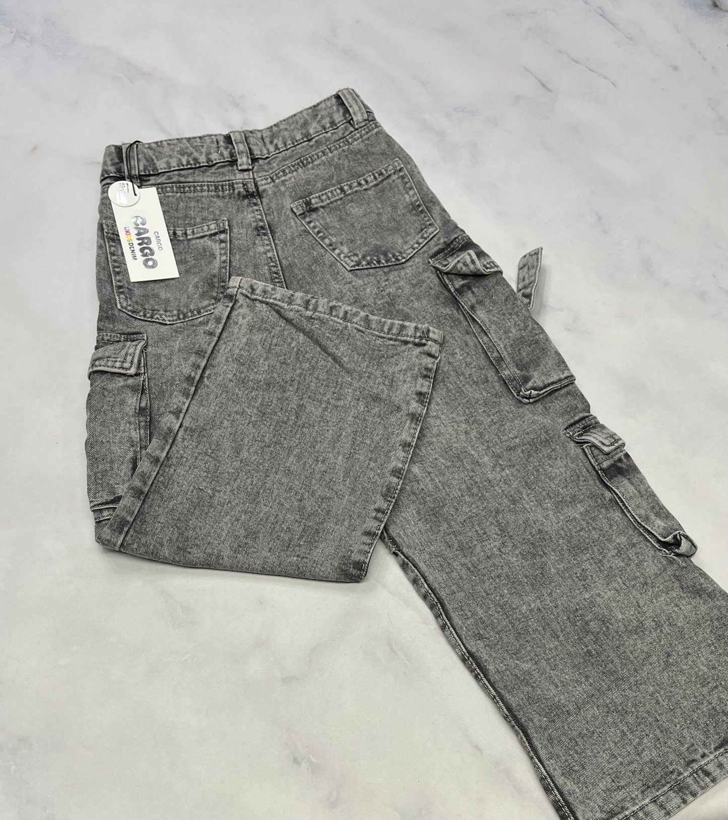Jeans cargo : jambe large / souple