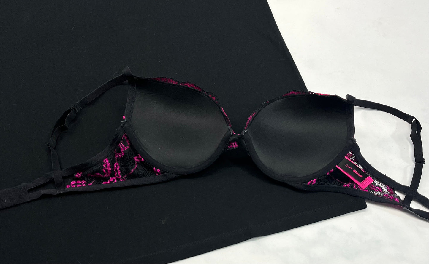 🌸 Bra: La Senza ( Obsession Gr: 36C) femme padé . Comme neuve!