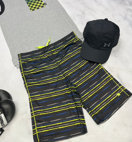 🌵Bermuda : Surin en tissu de sport stretch comme neuf !12 ans garçon .