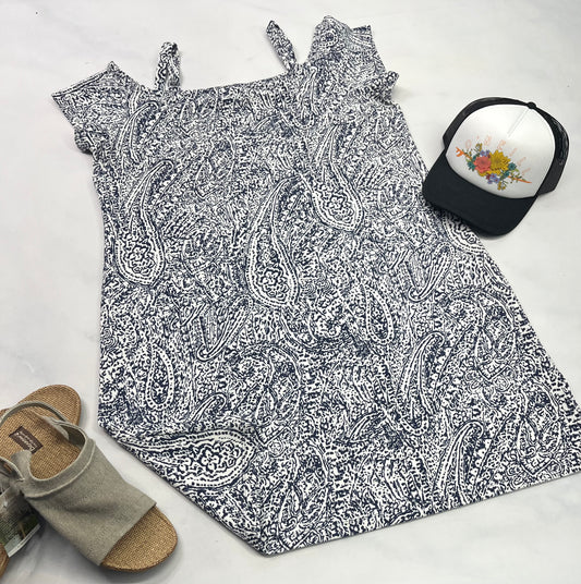 🌴 Robe : Coquette et Coquine en beau tissu frais extensible . XL/ femme comme neuve . Bretelles ajustable.