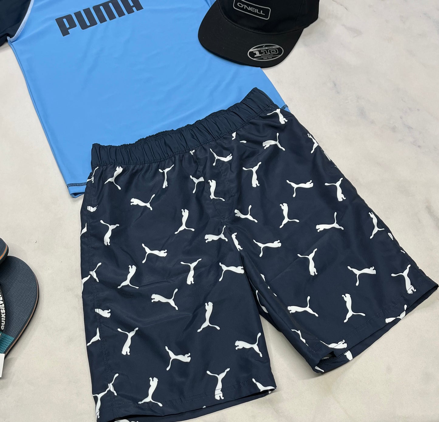 💦 Ensemble : Duo maillot Puma neuf ! Manche courte maillot 10-12 ans + Maillot bermuda puma 10-12 ans garçon.