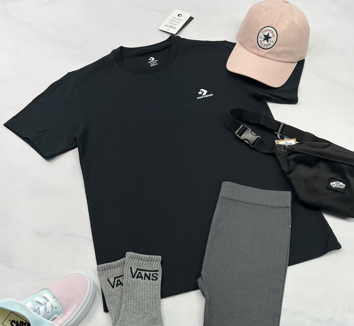 🌸 T-Shirt : Converse Small femme look Over size coupe Boyfriends pour porter avec un cuissard .