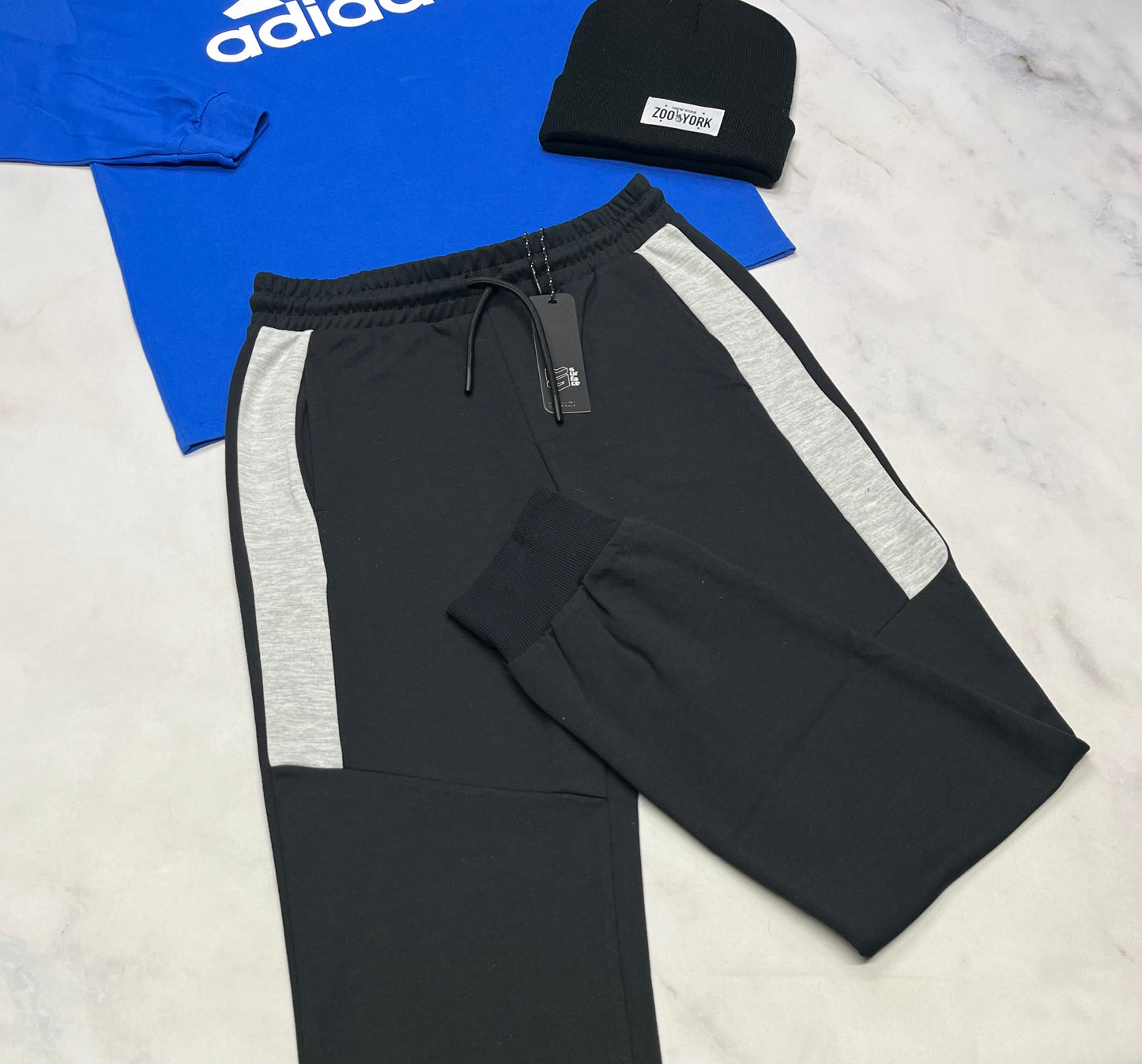 ❄️ Jogger : Surface neuf ! 16 ans garçon .