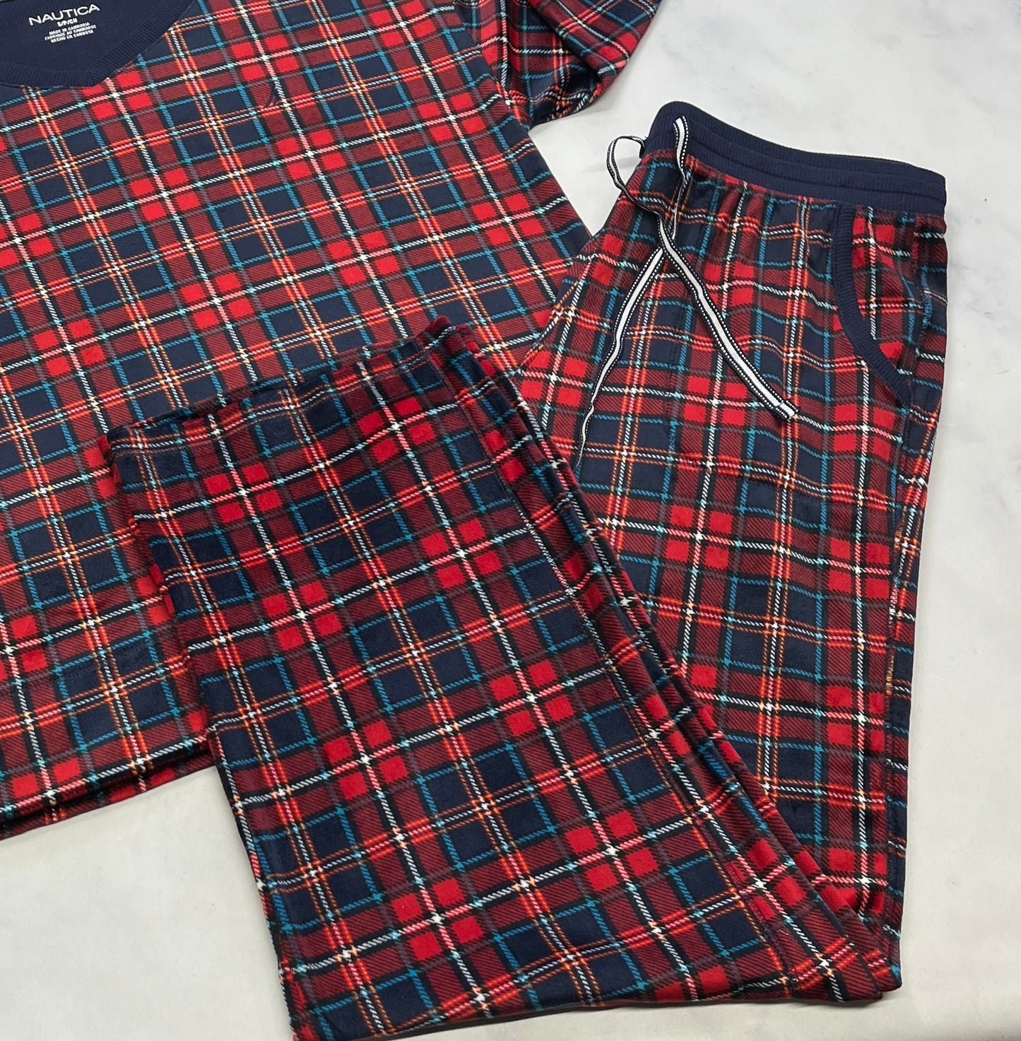 Nautica : Pyjama ultra doux et stretch dans tout les sens . Logo brodé au devant . Neuf ! Small femme .