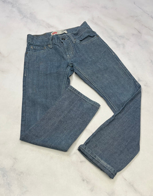 SOLDE Levis : Skinny jeans 10(9-10 ans ) garcon . comme neuve à part mini ombrage au bas .