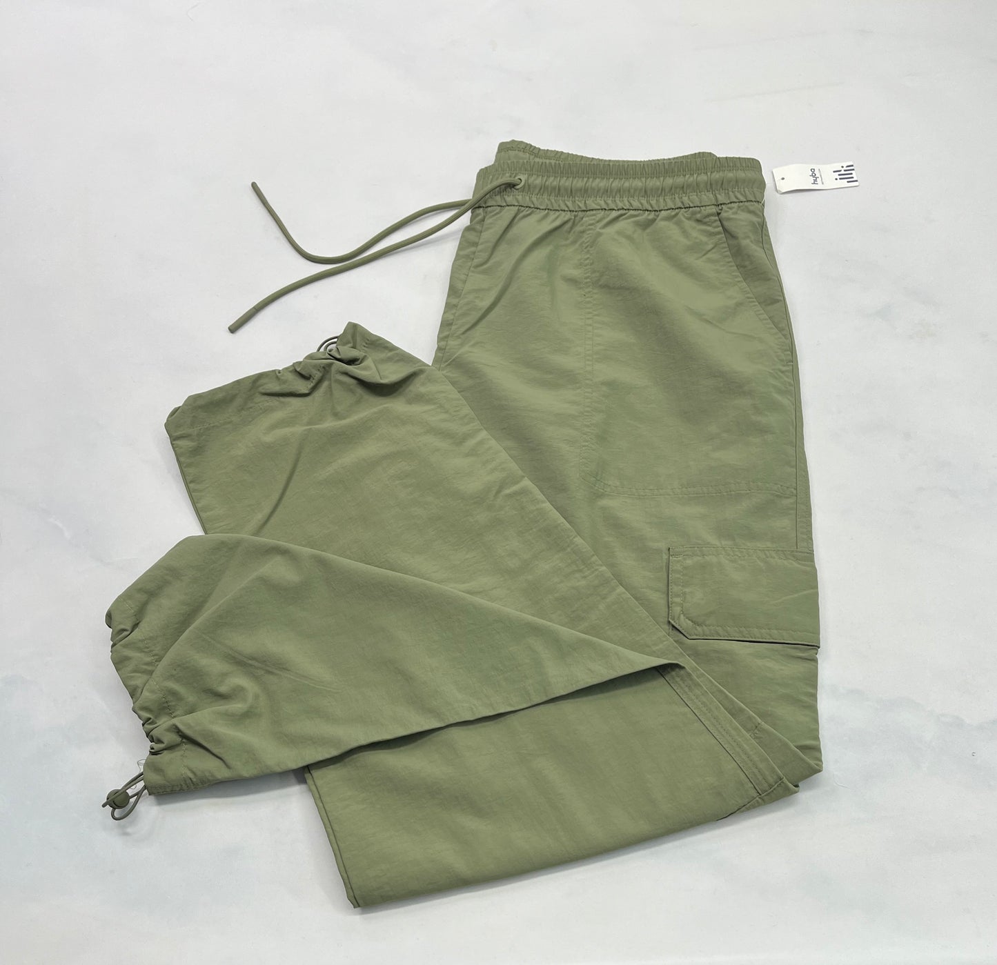 Hyba : Jogger style toile taille élastique bas ajustable . Neuf! L( fait 11-12 ans ) femme .