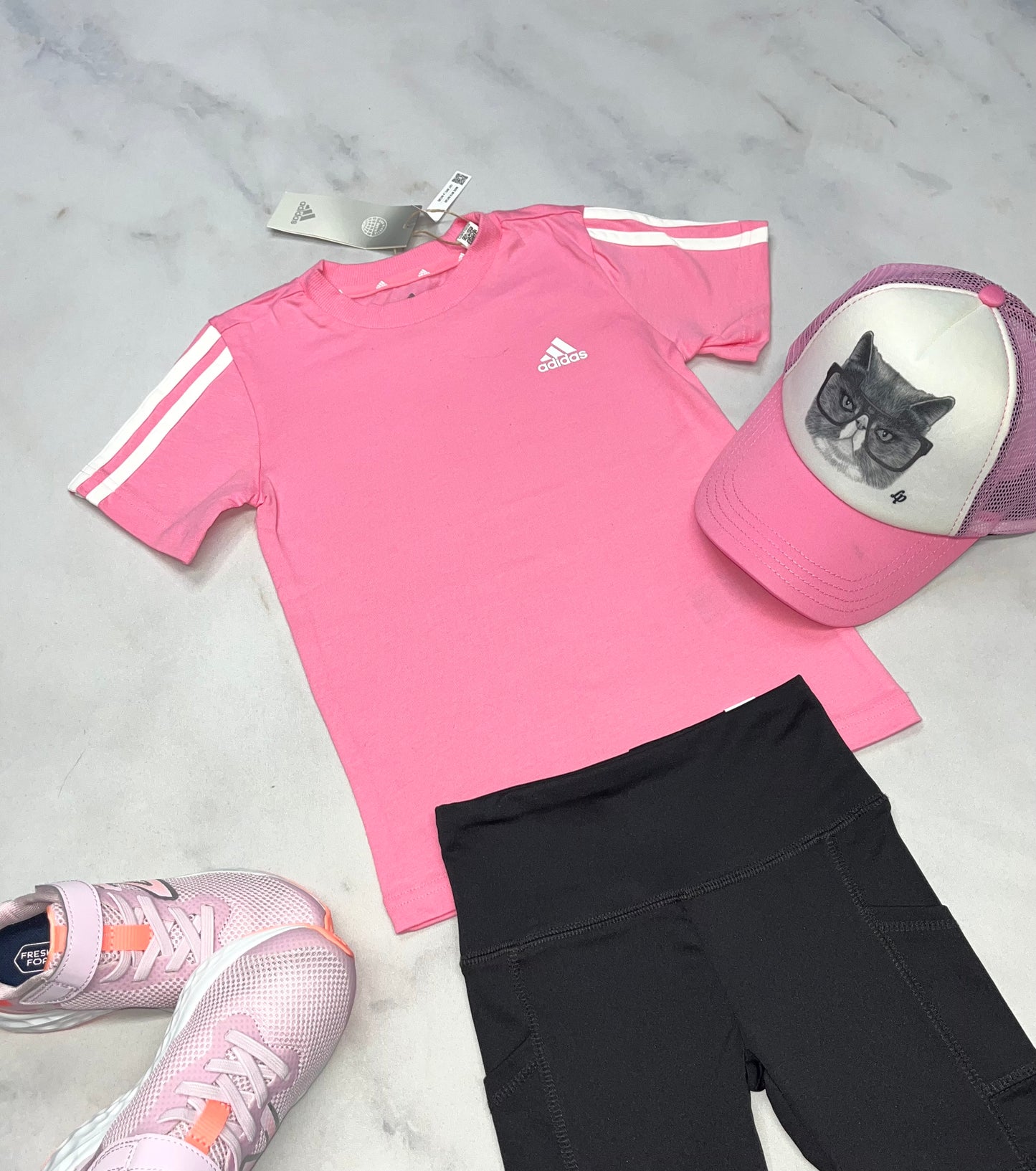 🌸 Manche courte rose : Adidas 5 ans fille neuf !