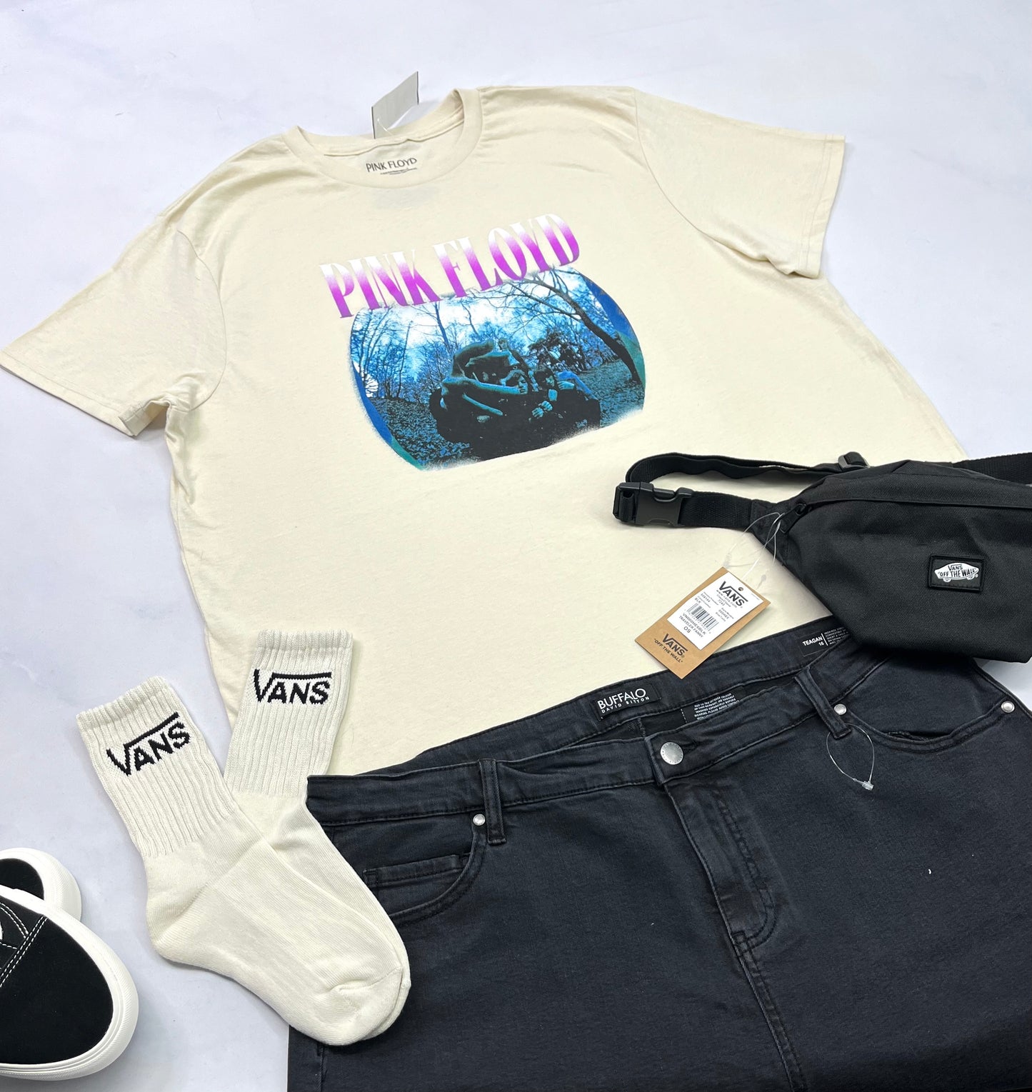 ☀️ SOlDE .. Pink Floyd : T-Shirt hyper soft XL femme coupe ample neuf mais 2 mini micro ligne dans le tissu .