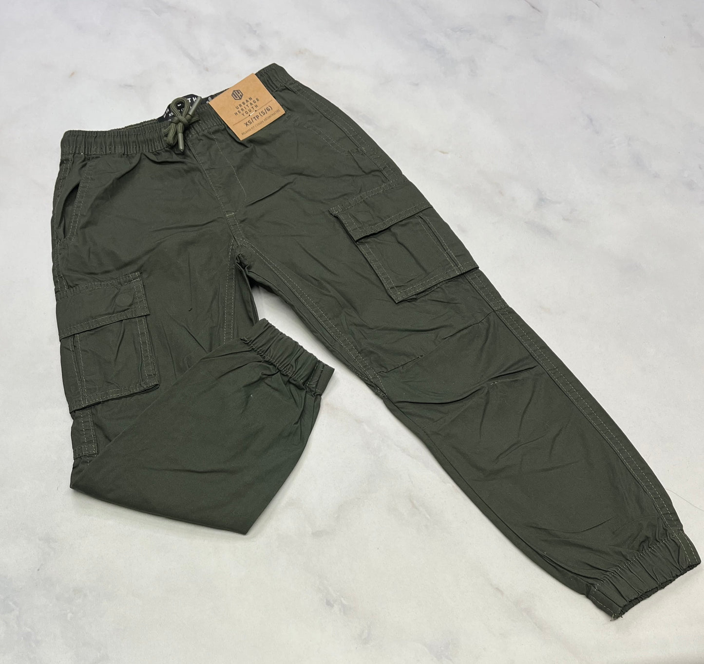 Pantalon : cargo neuf! Vert foncé ! 4 et 5-6 ans