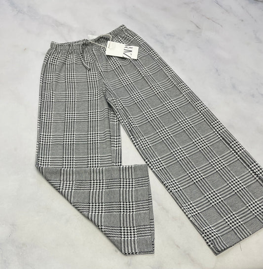 Pantalon ZARA : doux , mou jambe large neuf ! 6 et 7 ans fille .