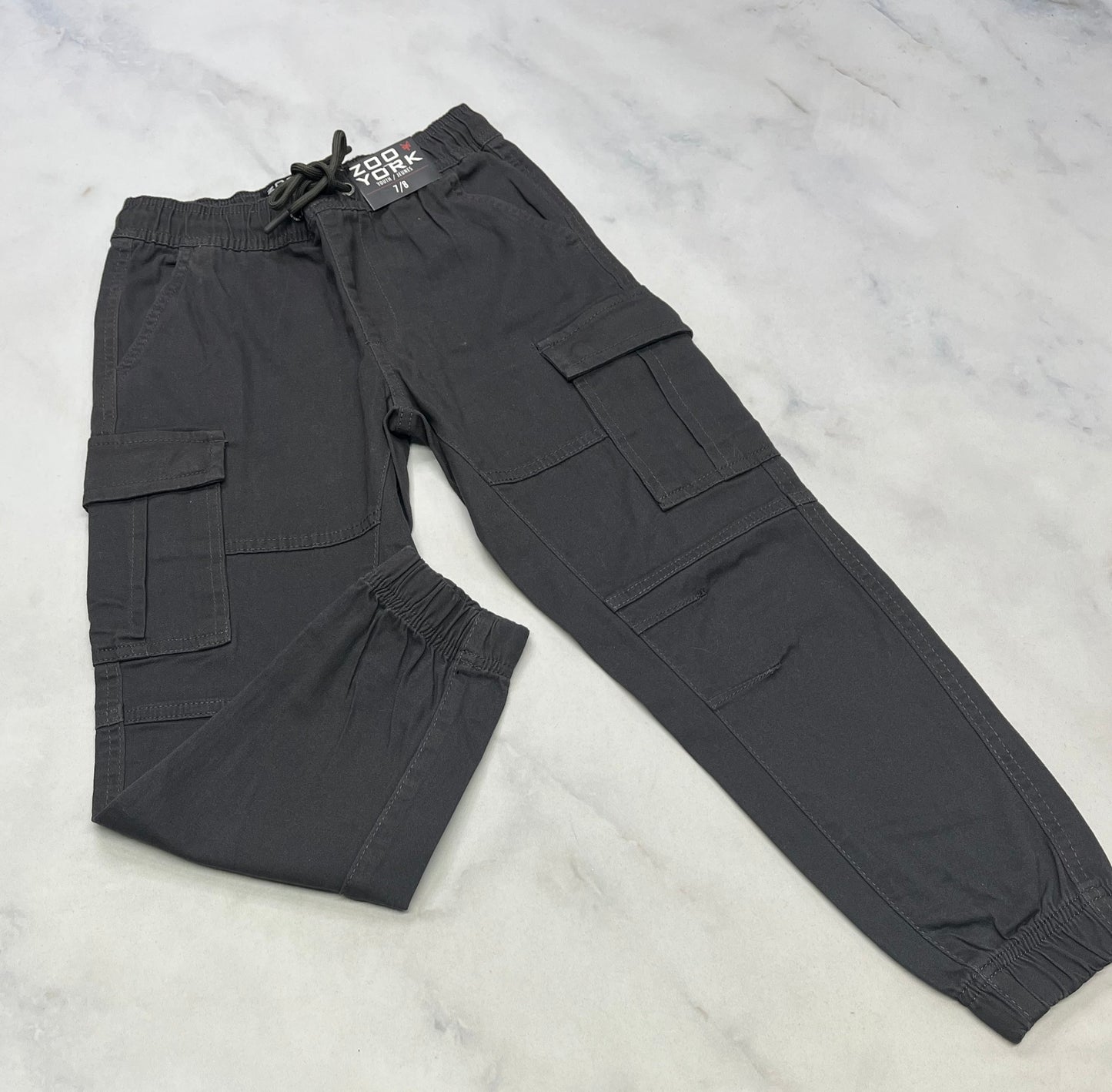 Pantalon : Cargo gris Zoo York neuf! 7-8 ans