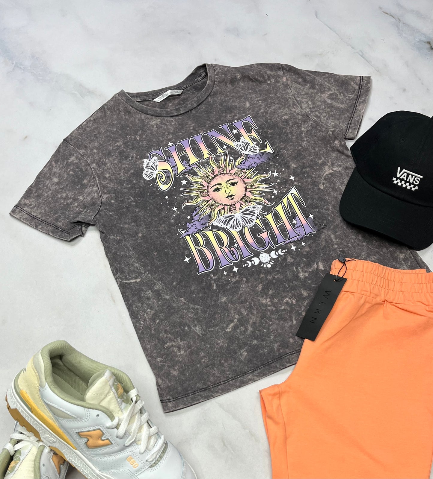 ☀️ T-Shirt : 14-16 ans fille neuf !Coupe tendance look vieillit .