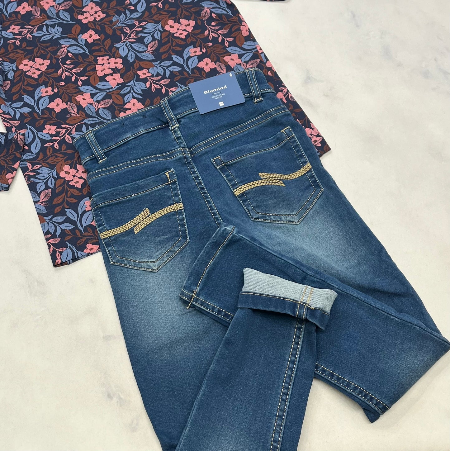 DUO neuf ! Manche longue fait 6X et skinny jeans ultra mou stretch 6 ans